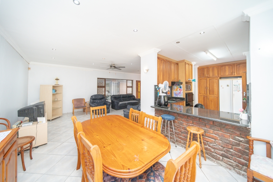 3 Bedroom Property for Sale in Nahoon Valley Park Eastern Cape